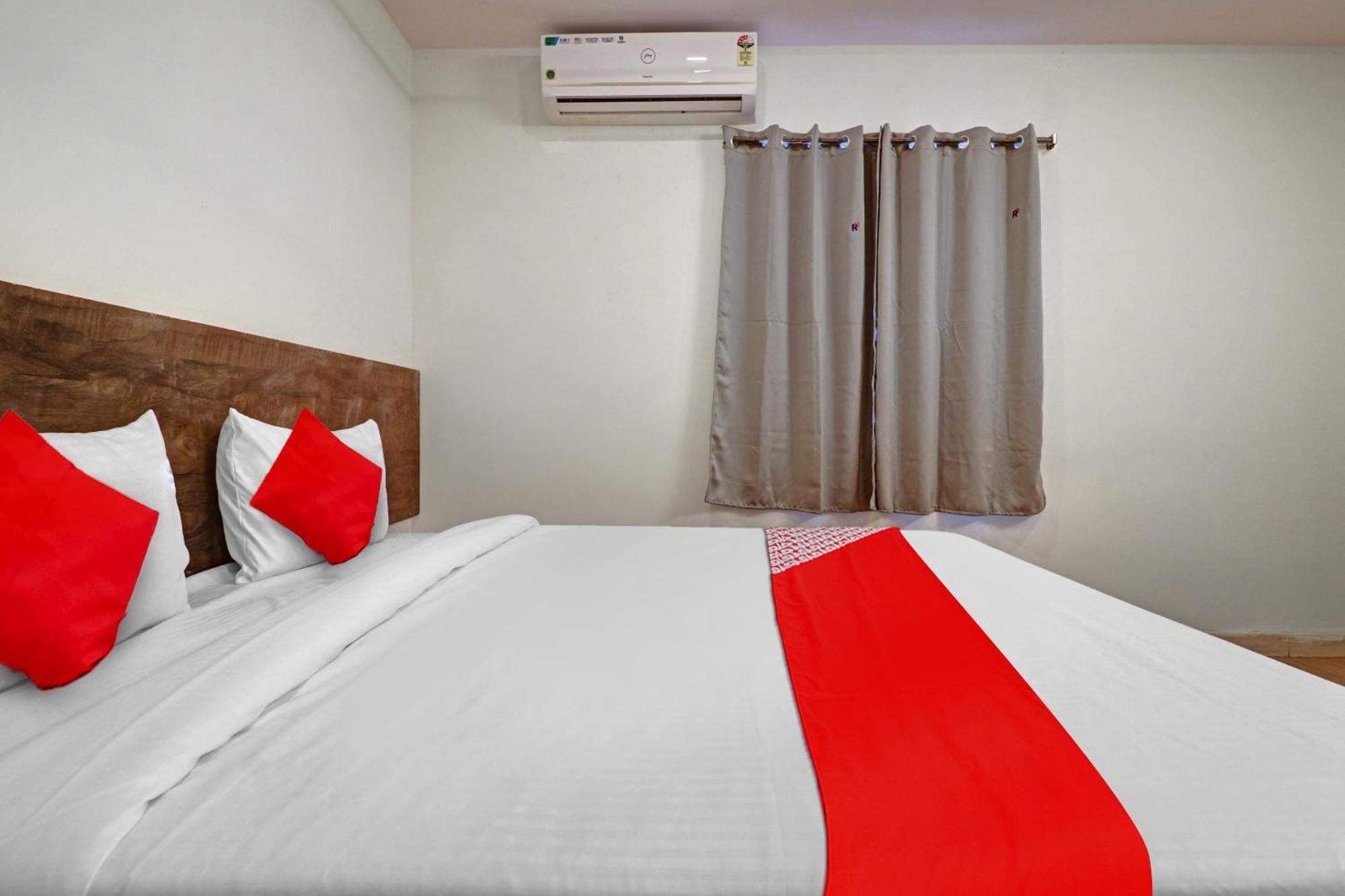 Hotel O R Square Bn Reddy Sururnagar Exterior foto